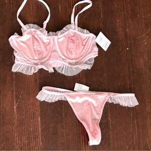 Auden / Velvet & Mesh Pleated Lingerie Set Bralette and Thong Pink Size Small
